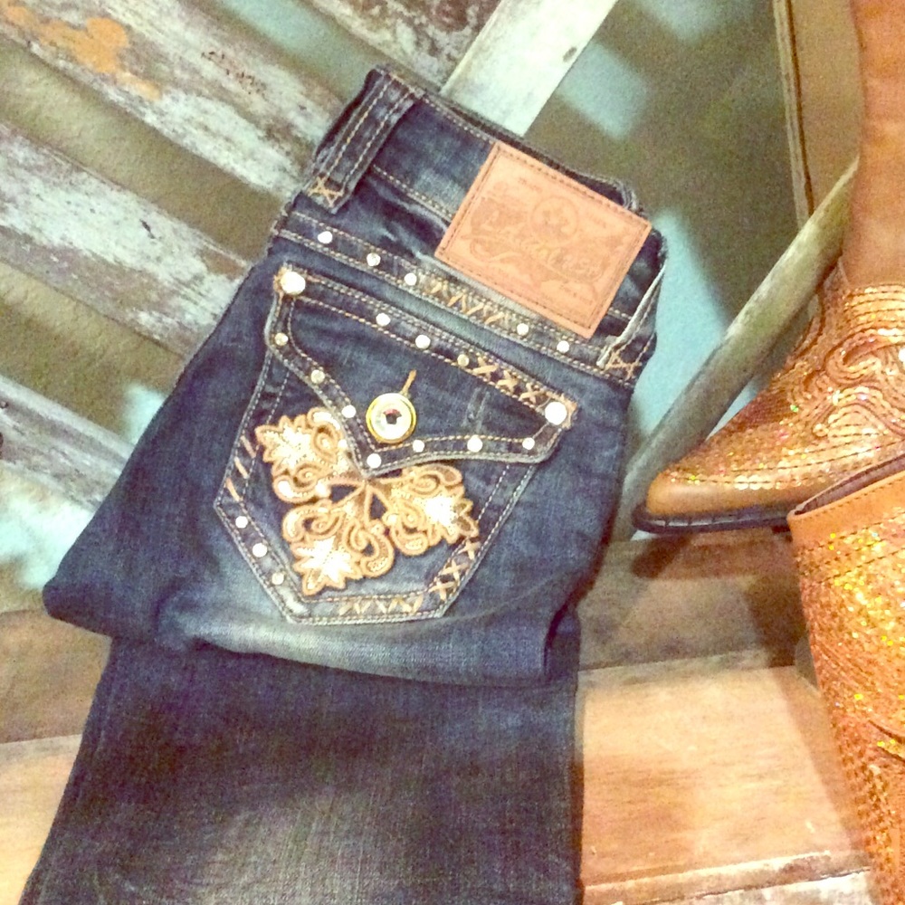 LA Idol Boot 👢 Cut Denim